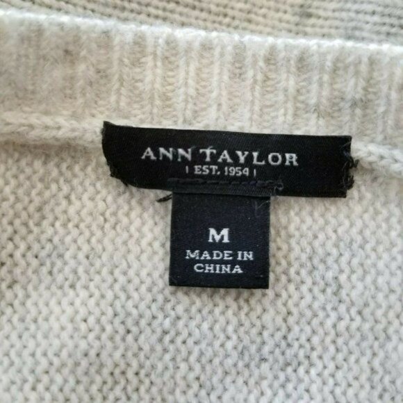 Ann Taylor Sweater M Lambswool Tan Natural Scoop Neck Knit - Picture 8 of 9
